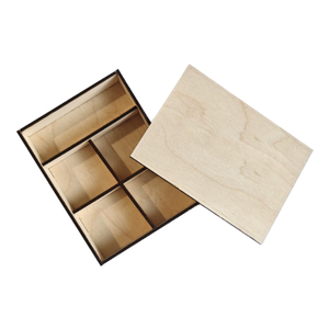 Holz-Box 13x10x3,5 cm mit Aufteilung und Teilkreuz